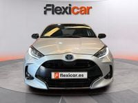 Usado Toyota Yaris Hybrid Style 116 CV (85 kW) 2021 Gris Utilitario