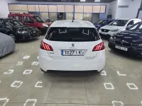 Usado Peugeot 308 Active 99 CV (72 kW) 2020 Blanco Utilitario