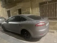 Usado Ford Mondeo Titanium 140 CV (102 kW) 2008 Gris / plata Berlina
