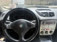 Usado Alfa Romeo 147 Impression 115 CV (84 kW) 2005 Negro Utilitario