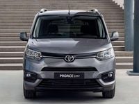 Usado Toyota Proace Active 131 CV (96 kW) 2023 Gris Monovolumen