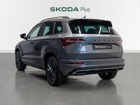 Usado Skoda Karoq SportLine 150 CV (110 kW) 2024 Gris SUV