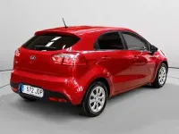 Usado Kia Rio 85 CV (62 kW) 2015