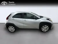 Usado Toyota Aygo X Play 72 CV (52 kW) 2024 Gris SUV