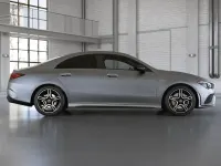Usado Mercedes CLA200 AMG line 163 CV (119 kW) 2022 Mountaingrau magno Berlina