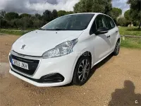 Usado Peugeot 208 Access 68 CV (50 kW) 2015 Blanco Utilitario