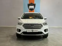 Usado Ford Kuga Trend 120 CV (88 kW) 2020 Blanco SUV