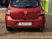 Usado Dacia Sandero Ambiance 75 HP (55 kW) 2014 Vermelho