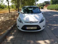 Usado Ford Fiesta Trend 70 CV (51 kW) 2012 Blanco Berlina