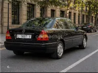 Usado Mercedes C180 122 CV (89 kW) 1994 Azul Berlina