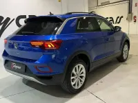 Usado VW T-Roc Life 109 CV (80 kW) 2024 Azul SUV