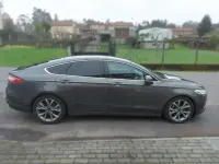 Usado Ford Mondeo 150 CV (110 kW) 2015 Gris Berlina