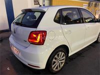 Usado VW Polo R-line 90 CV (66 kW) 2014 Blanco Berlina