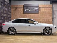 Usado BMW 750e Comfort Edition 489 CV (359 kW) 2023 Blanco Berlina