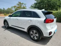 Usado Kia Niro 141 CV (103 kW) 2020 Blanco SUV