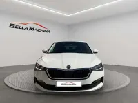 Usado Skoda Scala Ambition 116 CV (85 kW) 2021 Blanco Utilitario