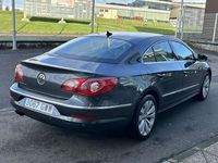 Usado VW Passat 170 CV (125 kW) 2010 Gris Coupe