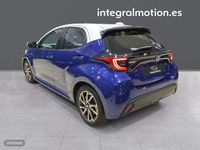 Usado Toyota Yaris Hybrid Active 116 CV (85 kW) 2021 Azul Berlina