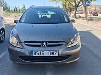 Usado Peugeot 307 110 CV (80 kW) 2006 Azul Familiar