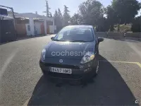 Usado Fiat Punto Easy 69 CV (50 kW) 2012 Negro Utilitario