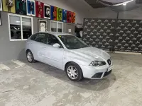 Usado Seat Ibiza 70 CV (51 kW) 2007 Gris / plata Utilitario
