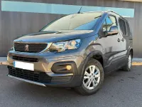 Usado Peugeot Rifter Style 130 CV (95 kW) 2021 Marrón Monovolumen