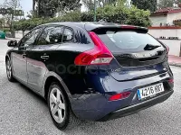 Usado Volvo V40 Momentum 115 CV (84 kW) 2014 Azul Berlina