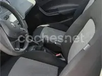 Usado Seat Ibiza Reference 90 CV (66 kW) 2016 Blanco Berlina