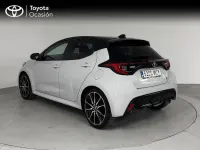 Usado Toyota Yaris Hybrid Sport 116 CV (85 kW) 2022 Bit gris ascari Berlina