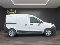 Usado Dacia Dokker Ambiance 102 CV (75 kW) 2019 Blanco Monovolumen