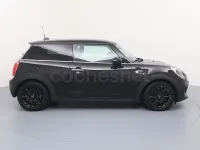 Usado Mini ONE 102 CV (75 kW) 2019 Negro Utilitario