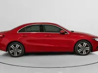 Usado Mercedes A180 116 CV (85 kW) 2021 Rojo Berlina