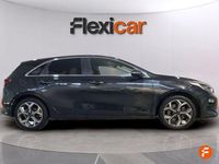 Usado Kia Ceed 100 CV (73 kW) 2018 Negro Utilitario