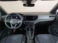 Usado VW Polo R-line 110 CV (80 kW) 2023 Rojo Utilitario
