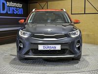 Usado Kia Stonic 110 CV (80 kW) 2018 Gris / plata SUV