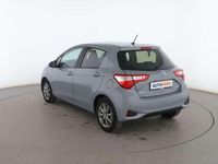 Usado Toyota Yaris Hybrid Active 75 CV (55 kW) 2018 Gris Berlina