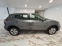 Usado Nissan Qashqai Acenta 140 CV (102 kW) 2022 Gris / plata SUV