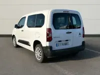 Usado Citroën Berlingo Live 102 CV (75 kW) 2023 Blanco Monovolumen