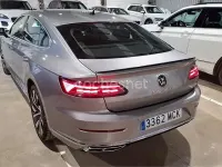 Usado VW Arteon R-line 150 CV (110 kW) 2022 Gris / plata Berlina