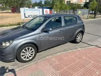 Usado Opel Astra Enjoy 100 CV (73 kW) 2005 Gris / plata Berlina