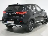 Usado MG ZS Luxury 111 CV (81 kW) 2024 Negro SUV