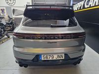 Usado Porsche Cayenne Platinum Edition 262 CV (192 kW) 2016 Gris / plata SUV