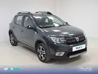 Usado Dacia Sandero Essentiel 90 CV (66 kW) 2018 Azul Utilitario