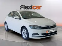 Usado VW Polo Advance 95 CV (69 kW) 2018 Blanco Utilitario