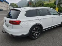 Usado VW Passat 190 CV (139 kW) 2017 Blanco Familiar