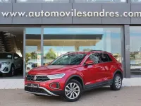 Usado VW T-Roc Life 150 CV (110 kW) 2022 Rojo SUV