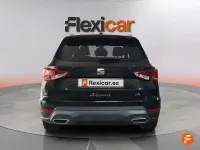 Usado Seat Arona FR 110 CV (80 kW) 2023 Negro SUV