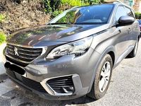 Usado Peugeot 5008 Active 120 CV (88 kW) 2017 Gris / plata SUV