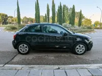 Usado Audi A1 Attraction 122 CV (89 kW) 2010 Negro Utilitario
