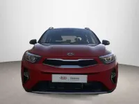 Usado Kia Stonic 101 CV (74 kW) 2022 Rojo SUV